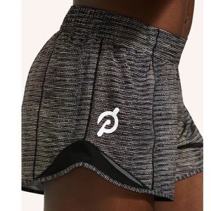 NEW Lululemon/Peloton 4” Hottie Hot Shorts